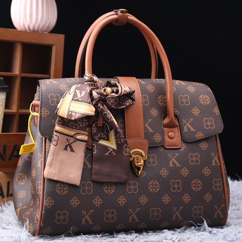 Hafif lüks marka kadın çantası - Luxury Bag Collection incelemesi ve fiyatı